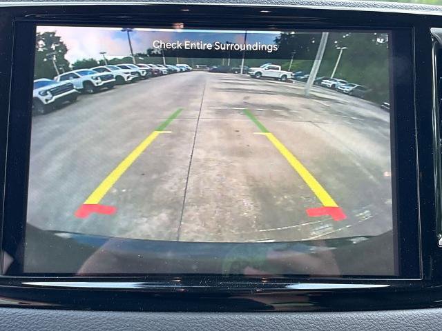 Used 2024 Chrysler Pacifica Touring-L FWD image 25