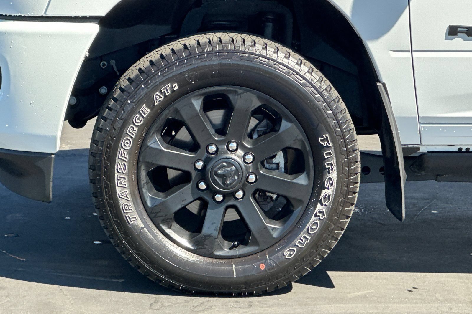 Used 2025 RAM 2500 Laramie AWD/4WD image 29