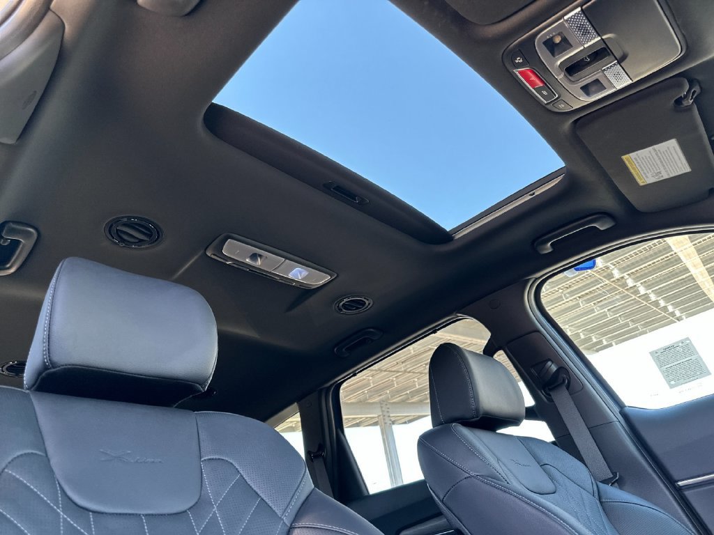 Used 2025 Kia Telluride EX X-Line AWD/4WD image 17