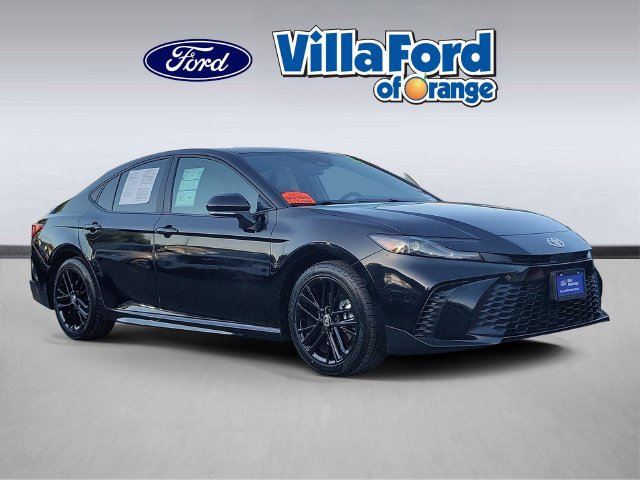 Used 2025 Toyota Camry SE