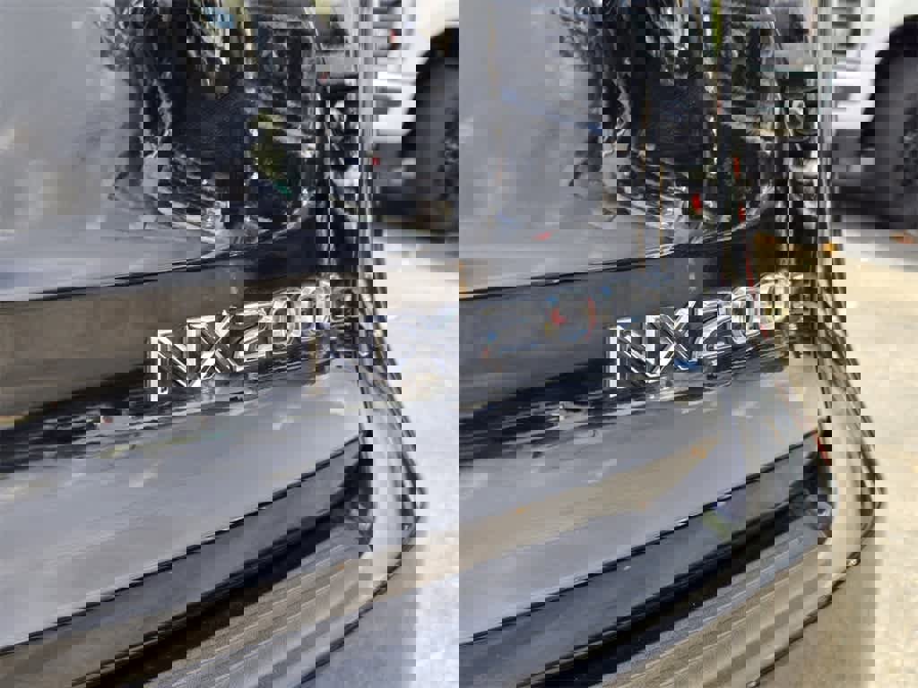 Used 2017 Lexus NX 200t FWD w/ Premium Package image 4