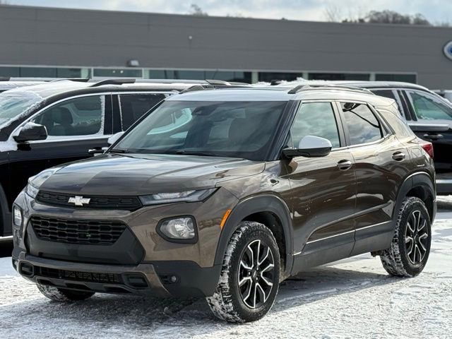 Used 2021 Chevrolet TrailBlazer ACTIV w/ Sun and Liftgate Package image 3