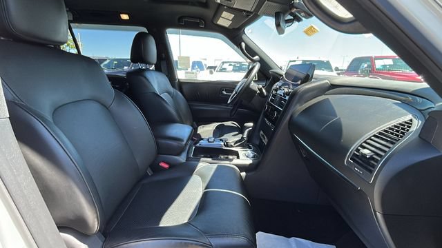 Used 2023 Nissan Armada SL w/ Midnight Edition Package AWD/4WD image 11