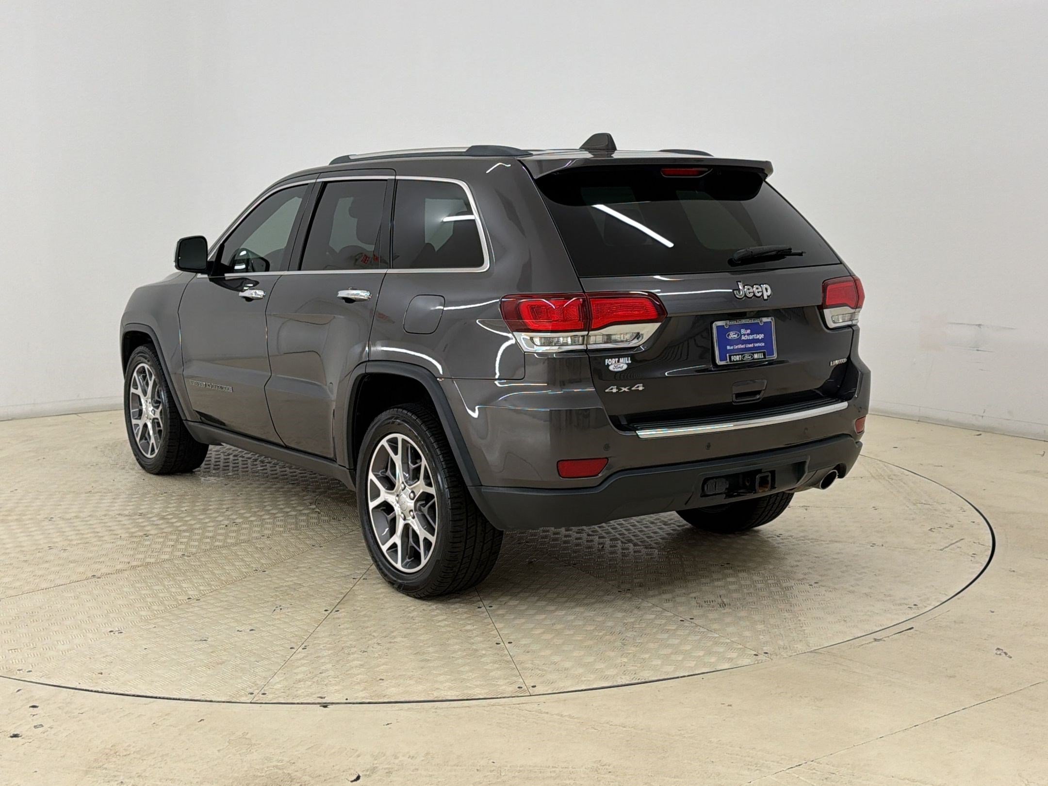 Used 2020 Jeep Grand Cherokee Limited w/ Trailer Tow Group IV AWD/4WD image 3