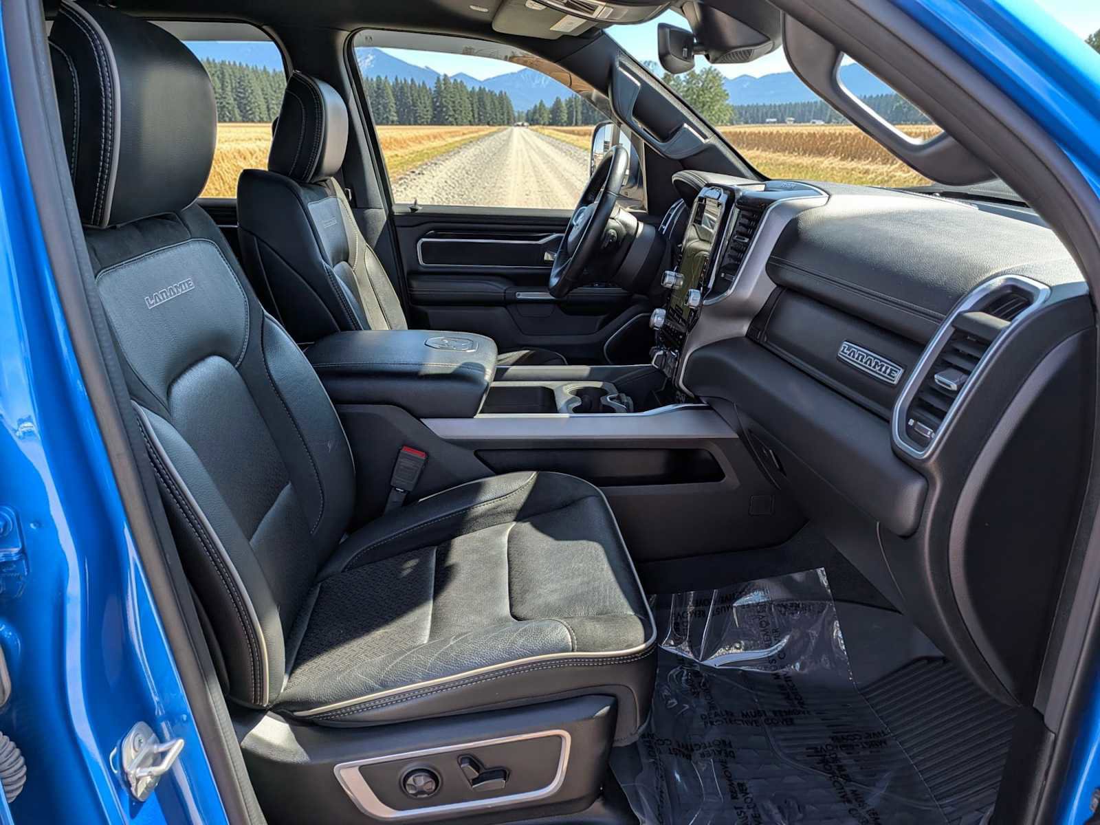 Used 2021 RAM 1500 Laramie w/ Sport Appearance Package image 21