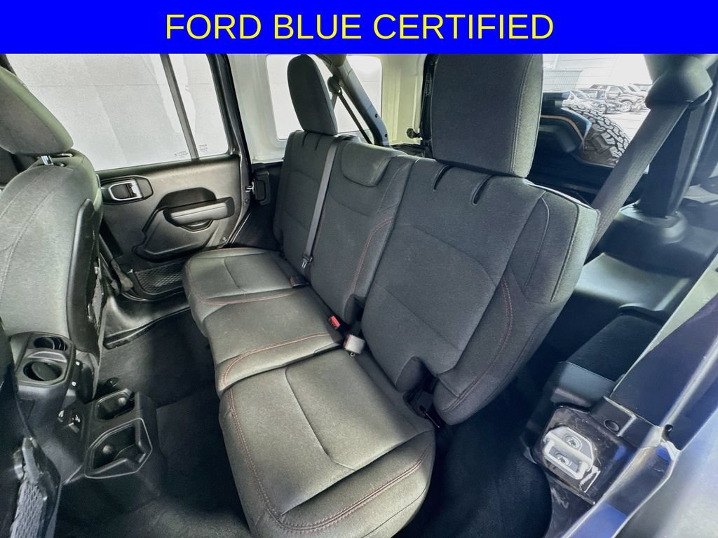 Used 2025 Jeep Wrangler Unlimited Rubicon AWD/4WD image 25