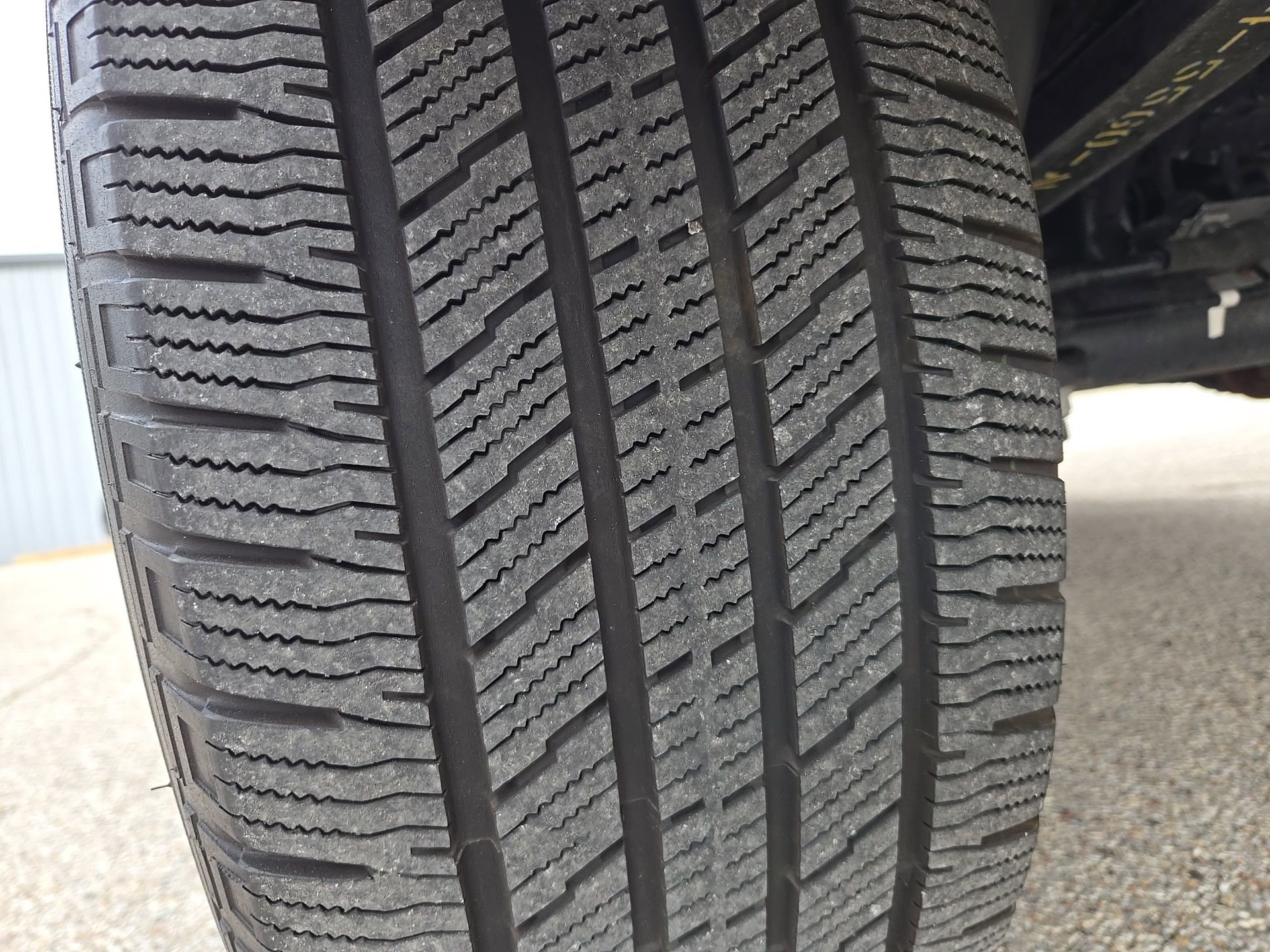 Certified 2024 Ford F150 XLT w/ Mobile Office Package image 5