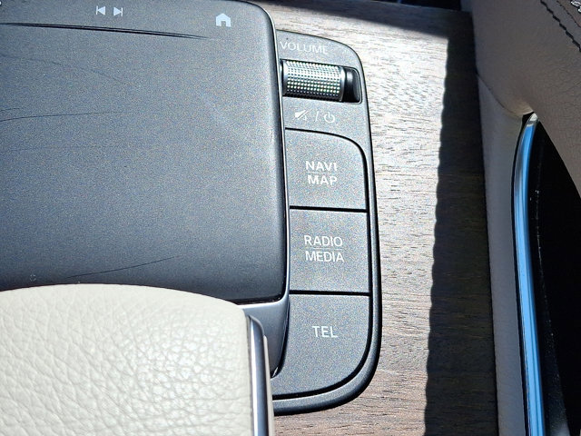 Used 2021 Mercedes-Benz GLS 450 4MATIC image 26