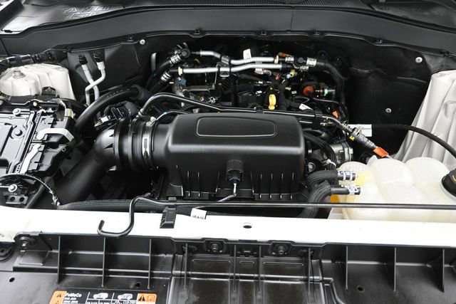 Certified 2022 Ford Explorer XLT w/ Equipment Group 202A AWD/4WD image 34