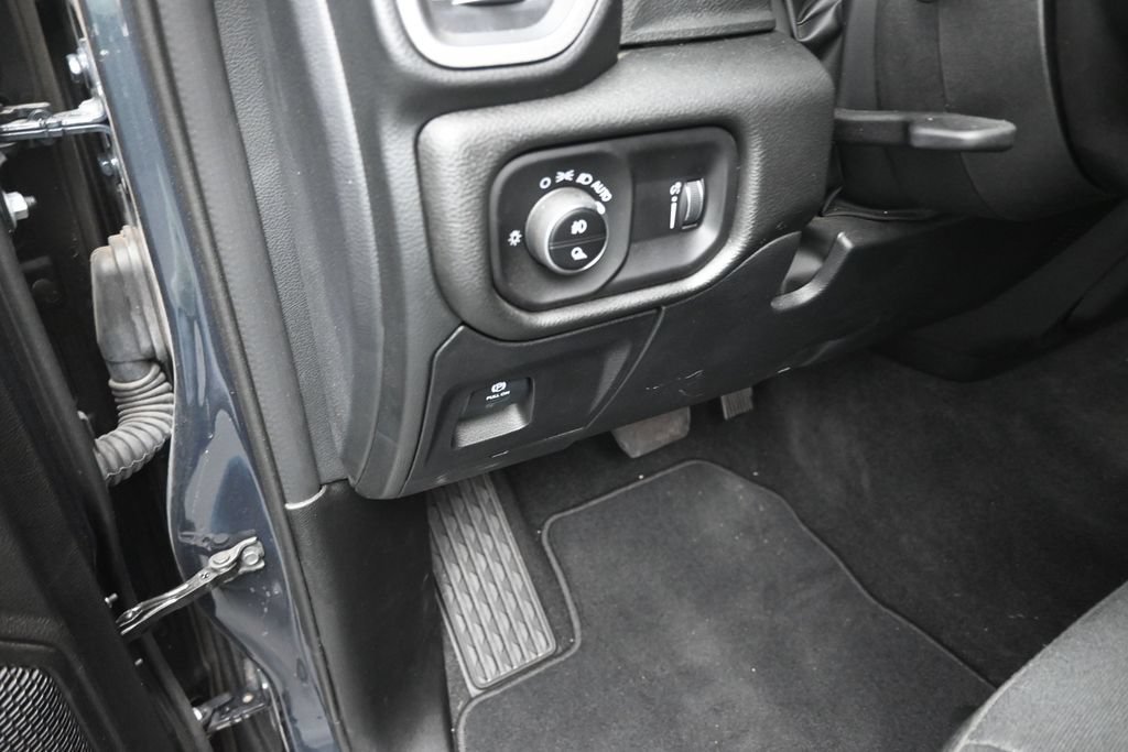 Used 2026 RAM 1500 Express RWD image 13