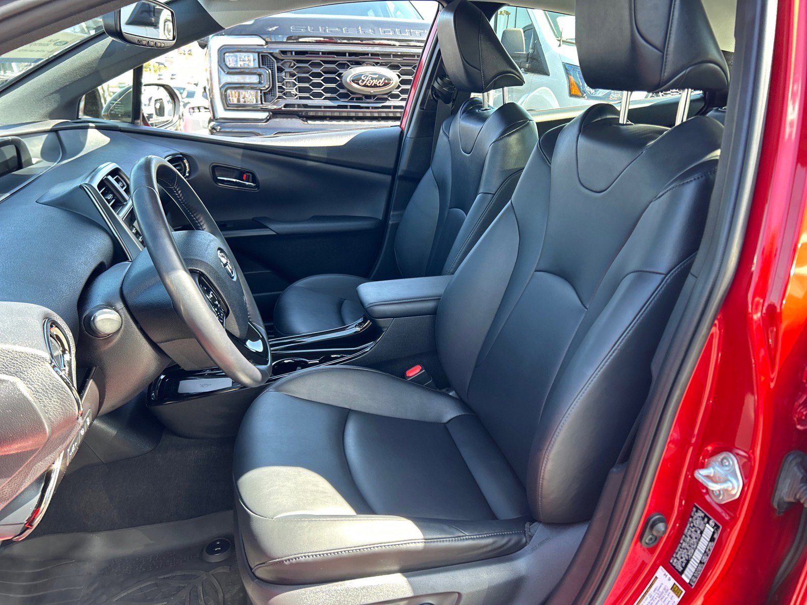 Used 2021 Toyota Prius image 9