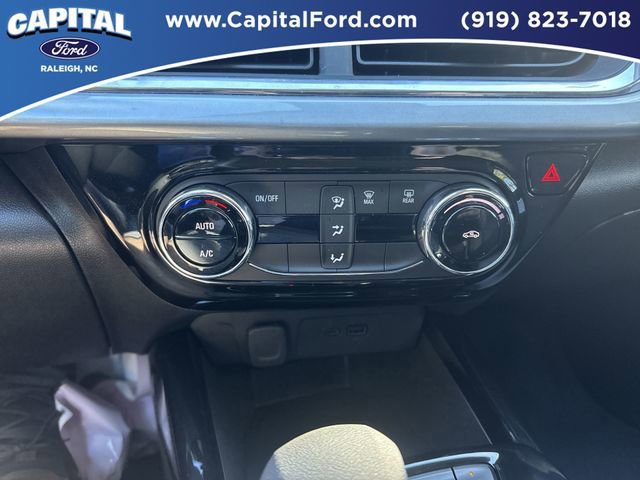 Used 2024 Chevrolet Trax LT image 27