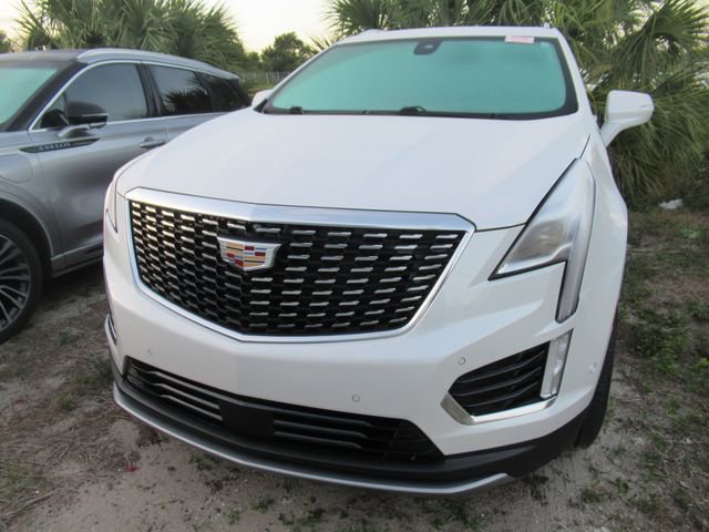 Used 2022 Cadillac XT5 Premium Luxury w/ Platinum Package image 2