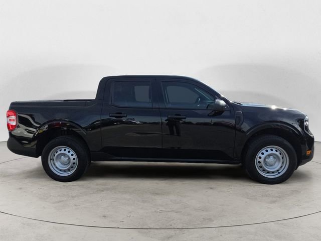 Certified 2025 Ford Maverick XL image 2