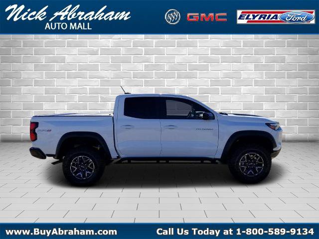 Used 2025 Chevrolet Colorado ZR2 w/ Technology Package AWD/4WD image 1