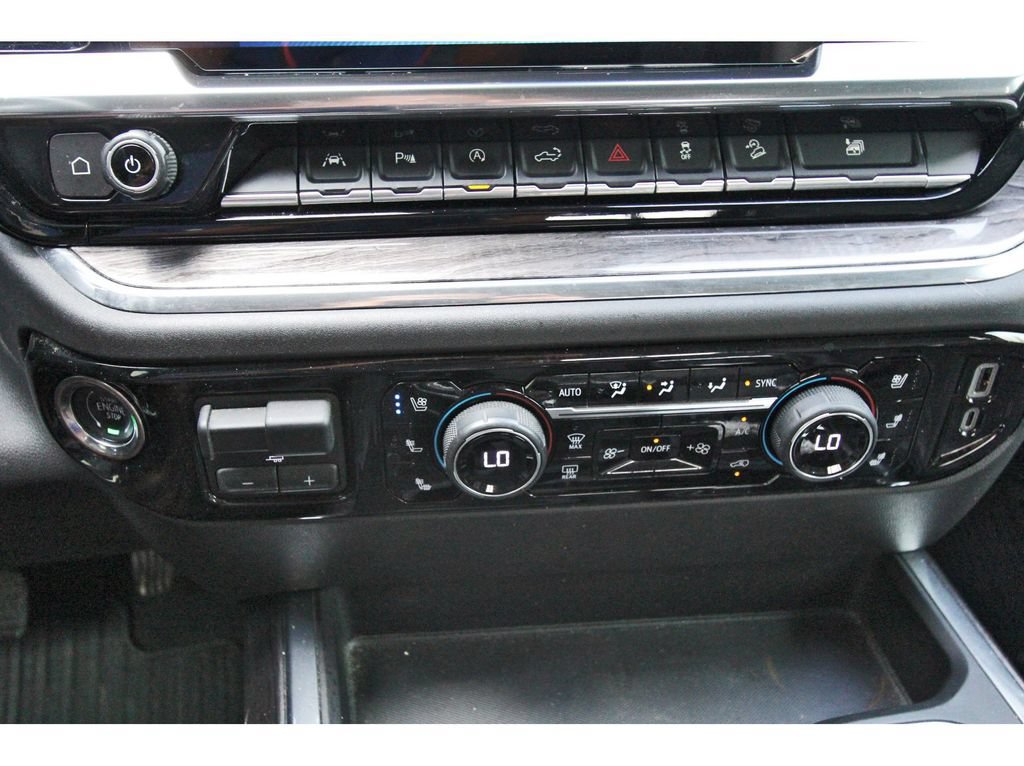 Used 2023 Chevrolet Silverado 1500 LTZ w/ LTZ Convenience Package II AWD/4WD image 26
