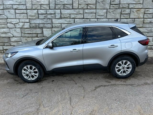 Certified 2023 Ford Escape Active w/ Tech Pack #2 image 5