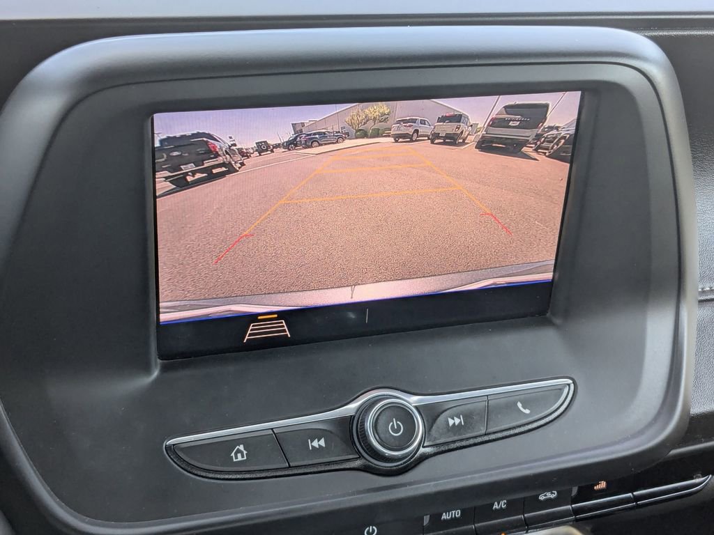 Used 2020 Chevrolet Camaro LT RWD image 11