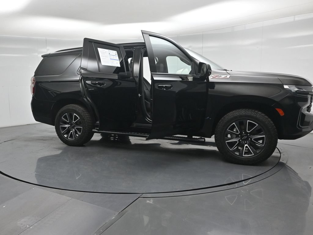 Used 2021 Chevrolet Tahoe Z71 w/ Z71 Off-Road Package AWD/4WD image 33