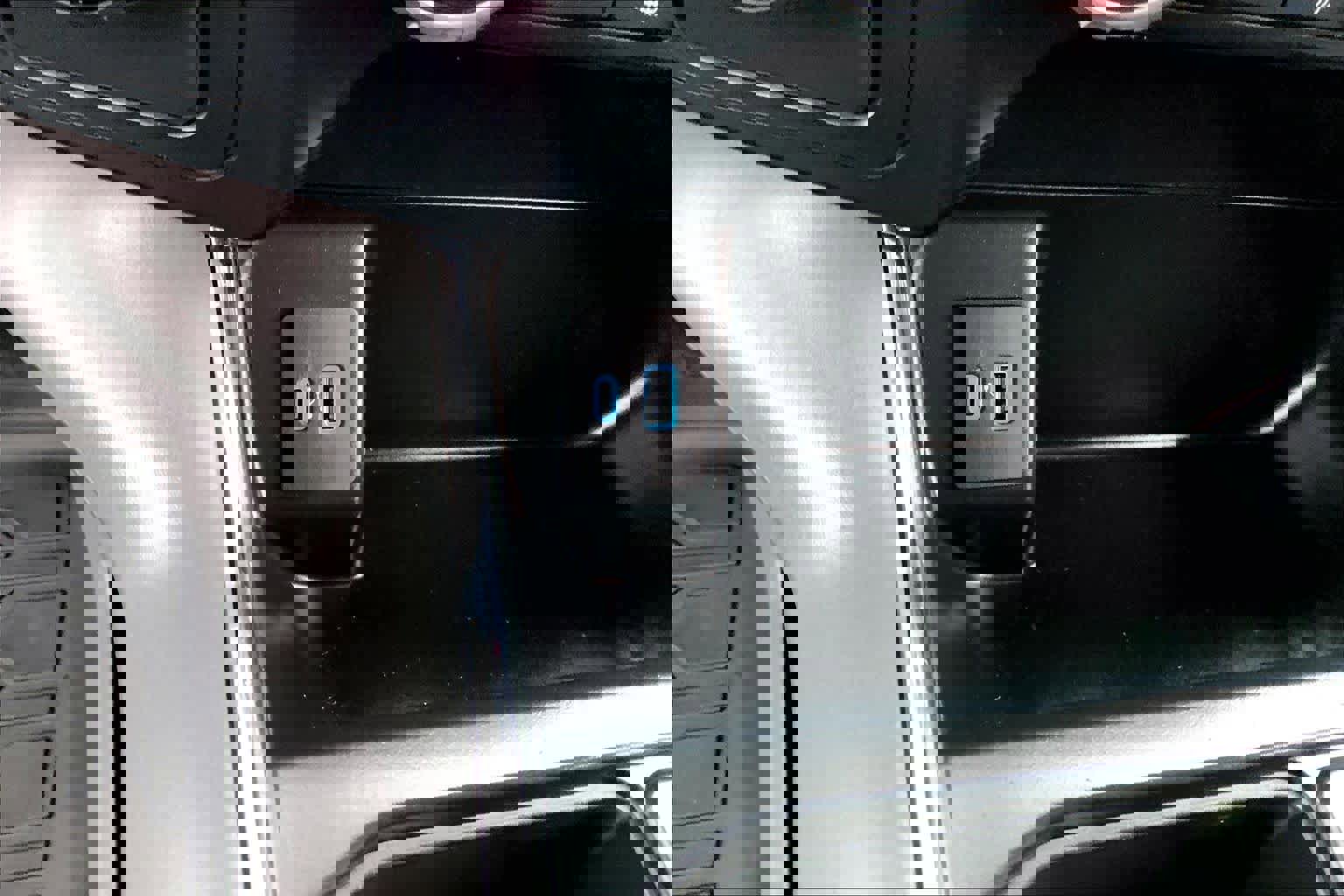 Certified 2023 Ford F150 XLT w/ Equipment Group 302A High image 29