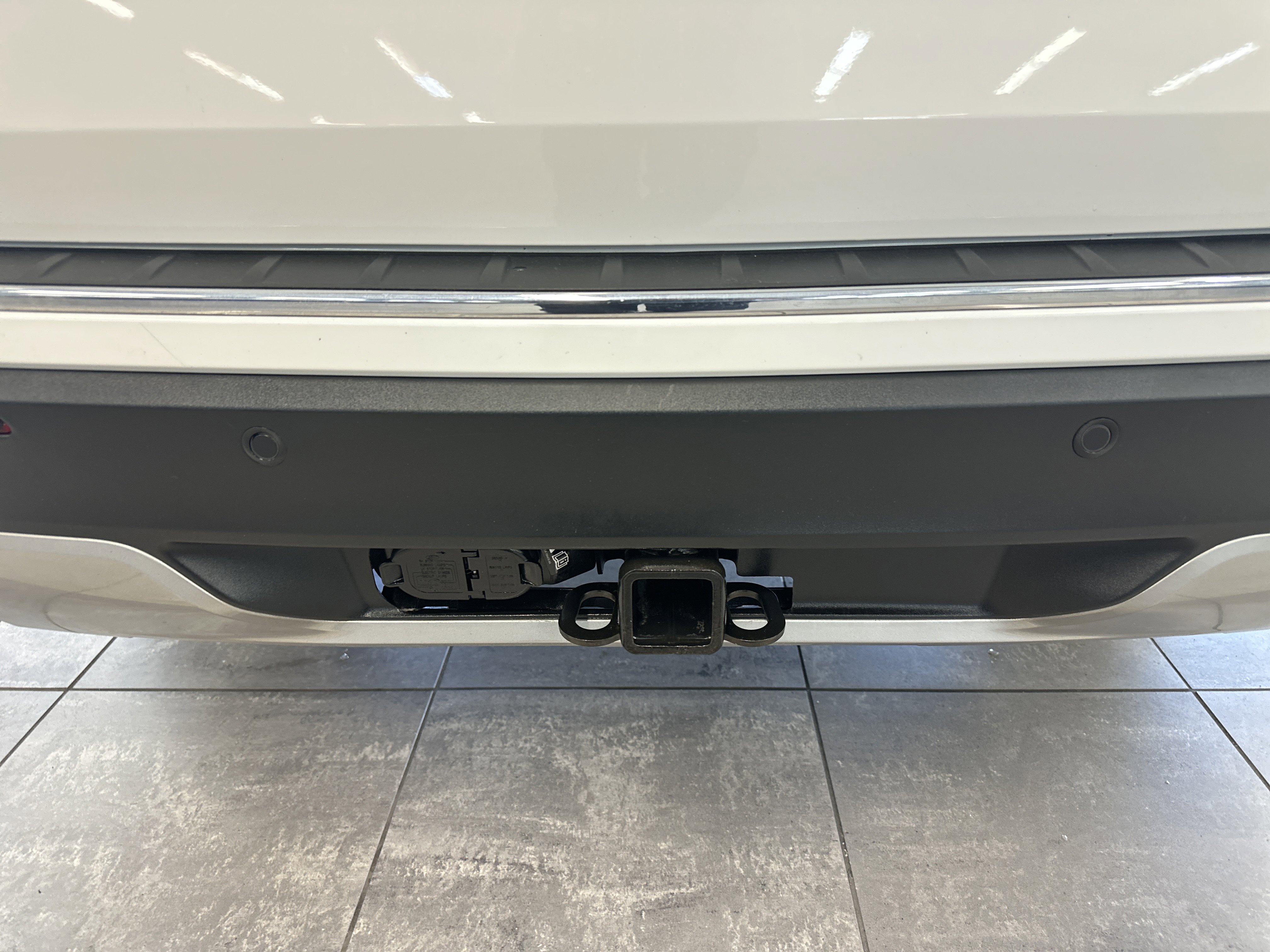 Certified 2023 Ford Explorer Limited w/ Equipment Group 301A image 10