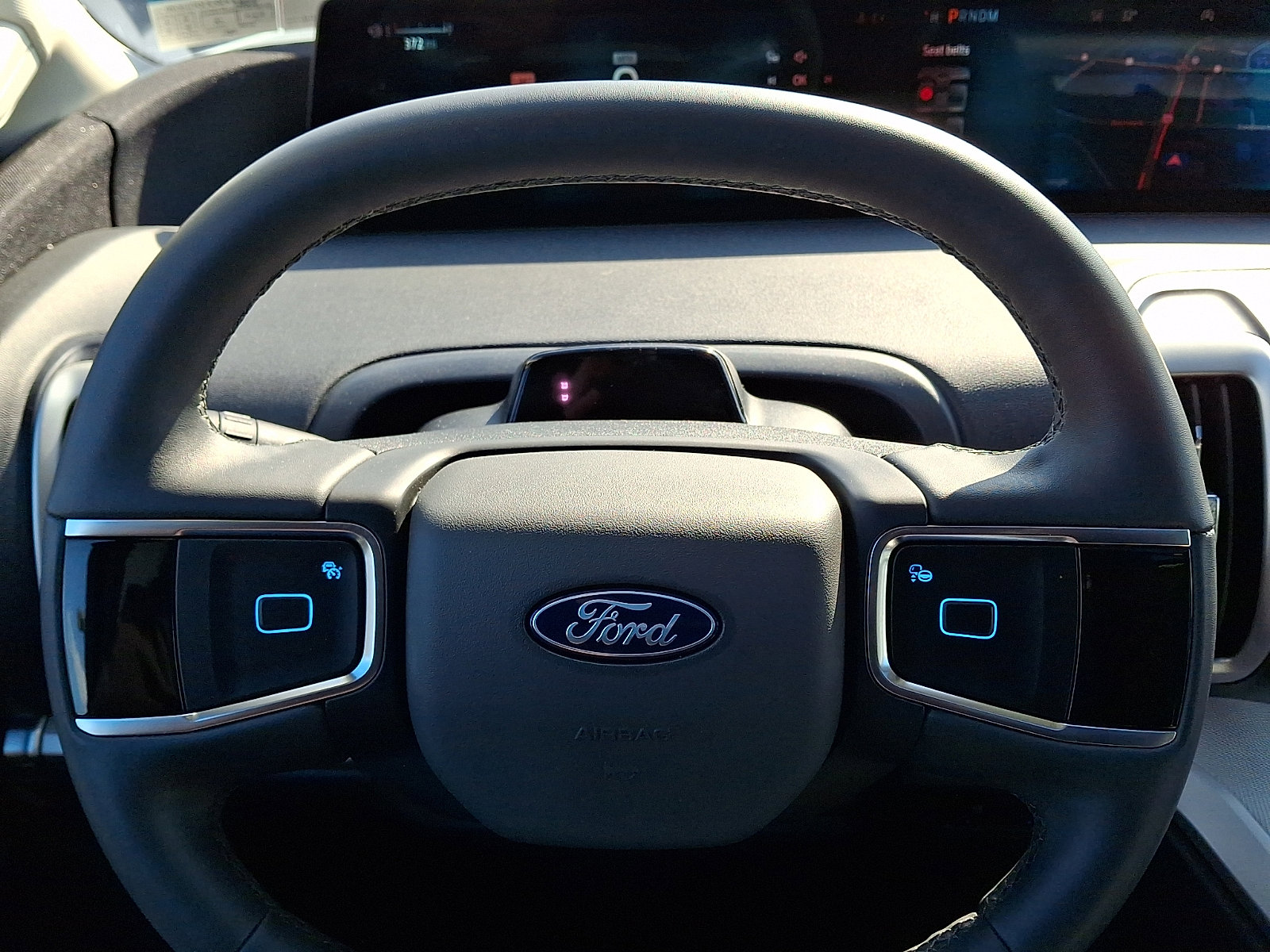 Certified 2025 Ford Expedition Active AWD/4WD image 22