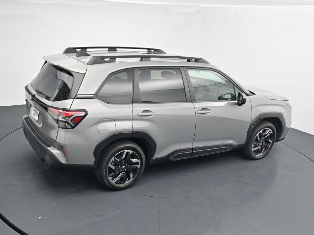 Used 2025 Subaru Forester Limited w/ Popular Package #1 AWD/4WD image 32