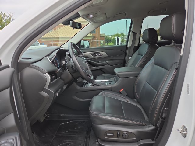 Used 2021 Chevrolet Traverse RS w/ LPO, Floor Liner Package FWD image 10