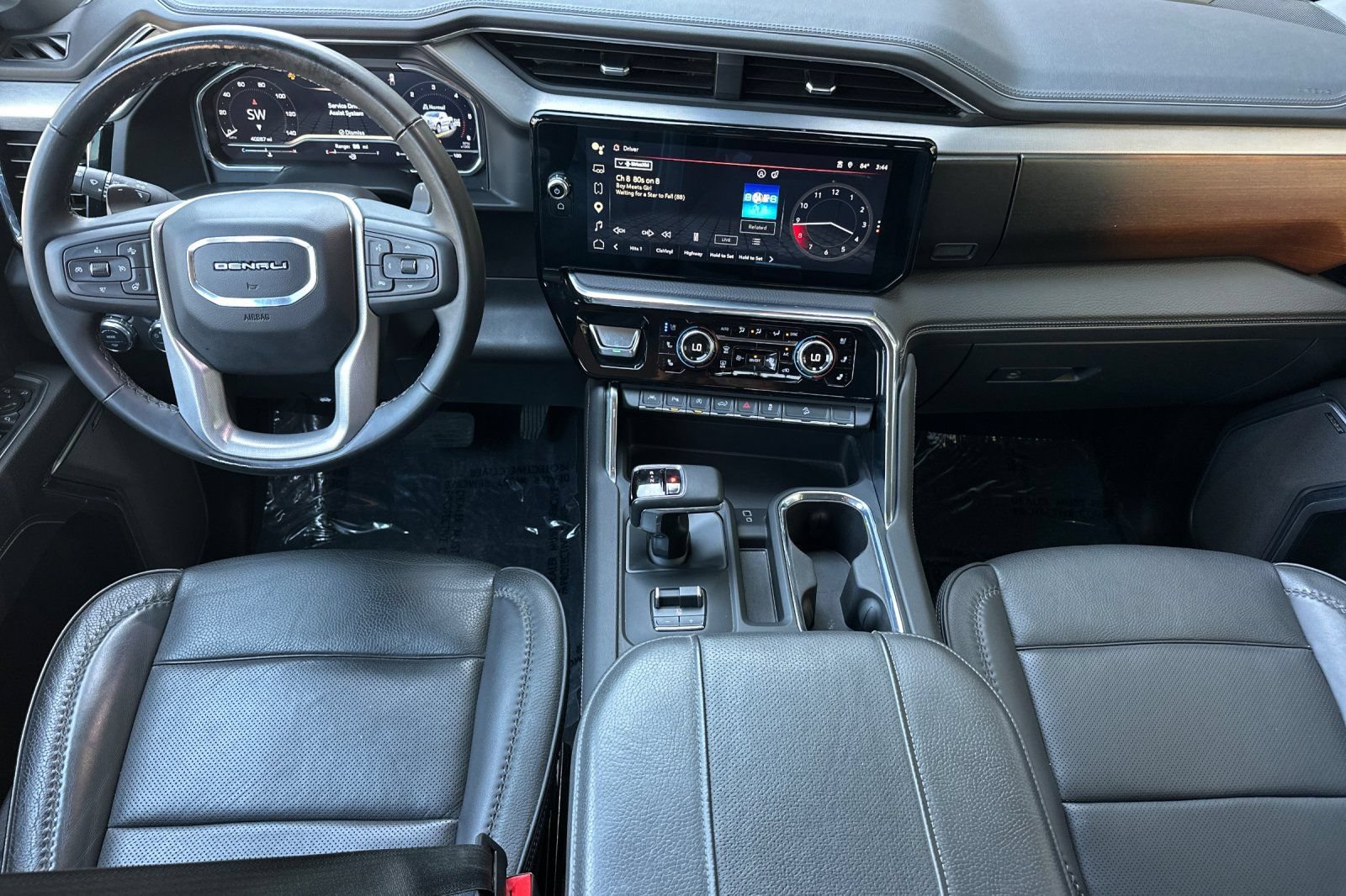 Used 2025 GMC Sierra 1500 Denali w/ Denali Reserve Package AWD/4WD image 15