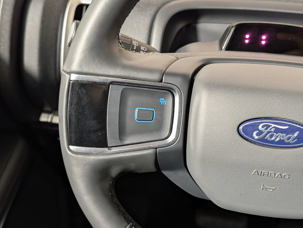 Certified 2025 Ford Expedition Active AWD/4WD image 20