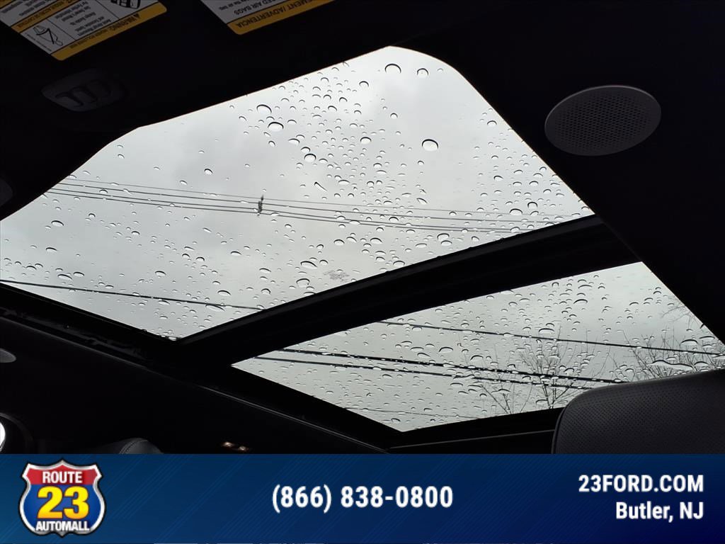 Certified 2022 Ford F150 Lariat w/ Equipment Group 502A High image 27