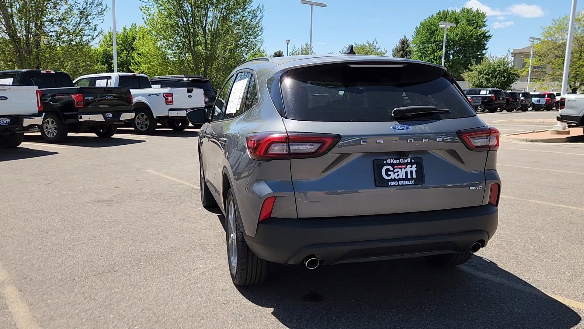 Certified 2025 Ford Escape ST-Line AWD/4WD image 17