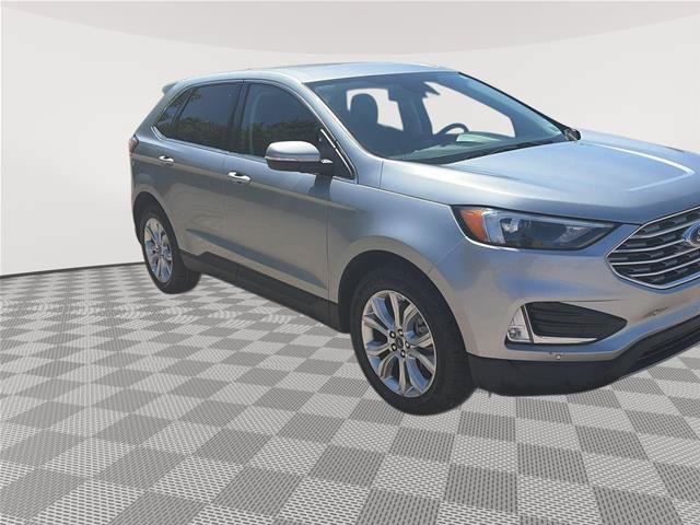 Certified 2024 Ford Edge Titanium AWD/4WD image 37