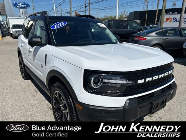 Certified 2025 Ford Bronco Sport Outer Banks w/ Outer Banks Tech Package+ AWD/4WD image 4