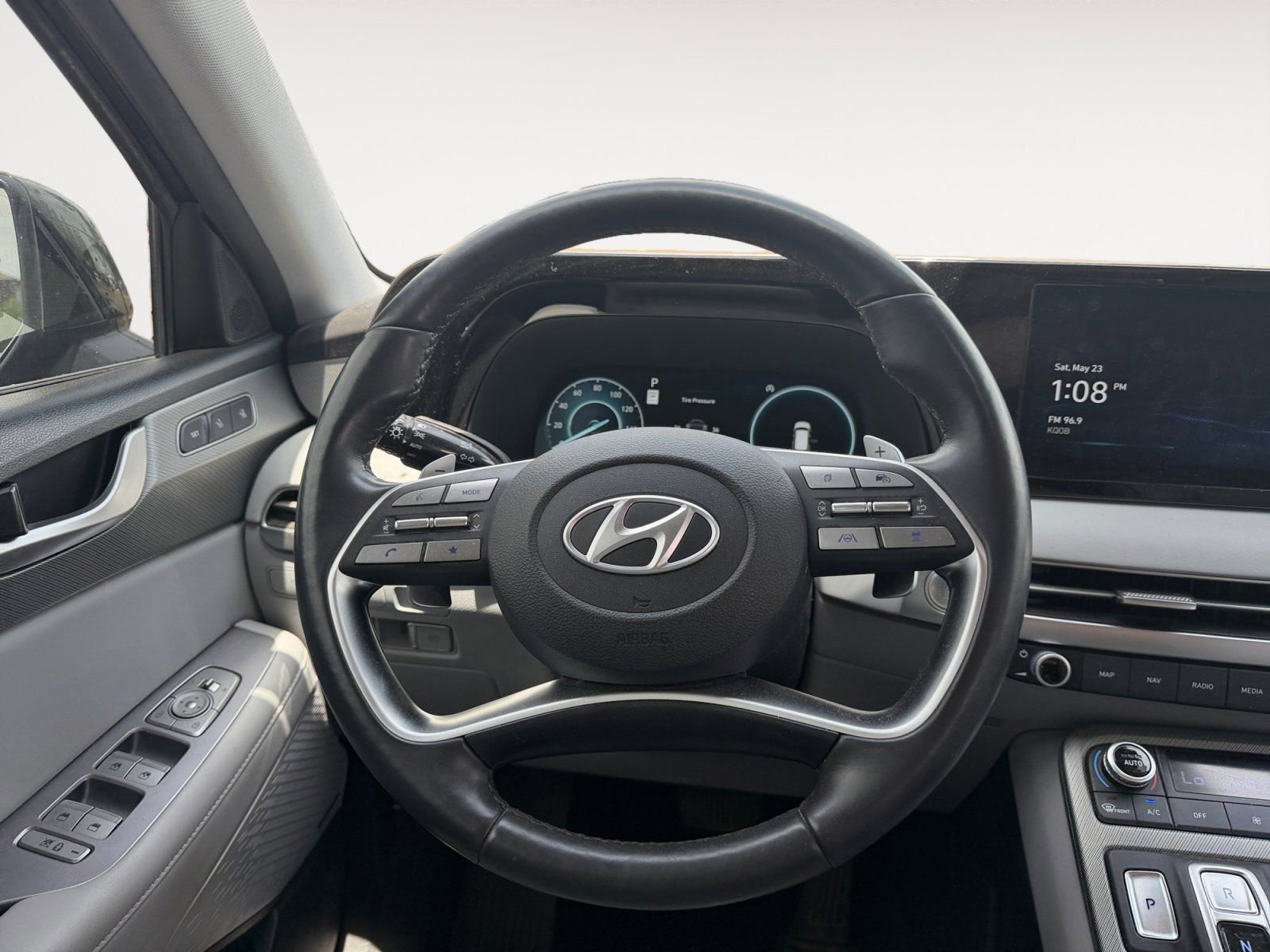 Used 2024 Hyundai Palisade SEL FWD image 12