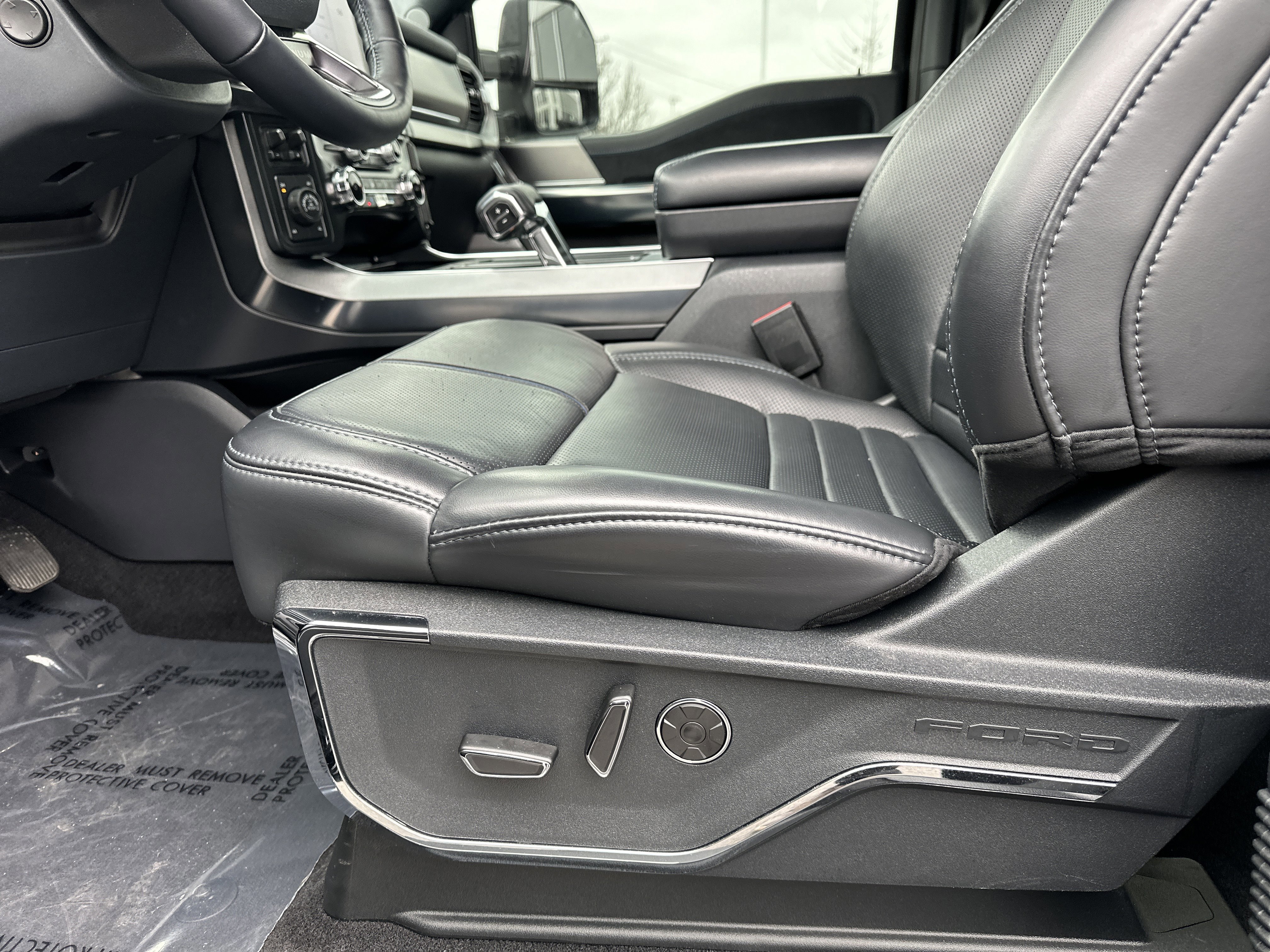 Certified 2025 Ford F150 Platinum image 18