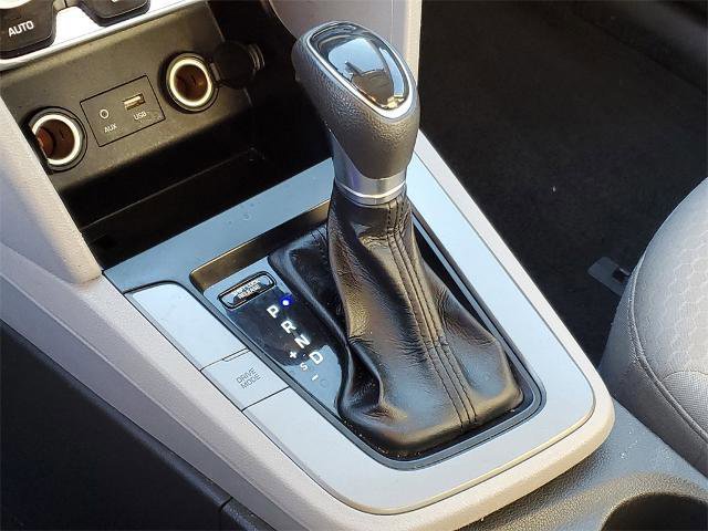 Used 2020 Hyundai Elantra SEL image 14