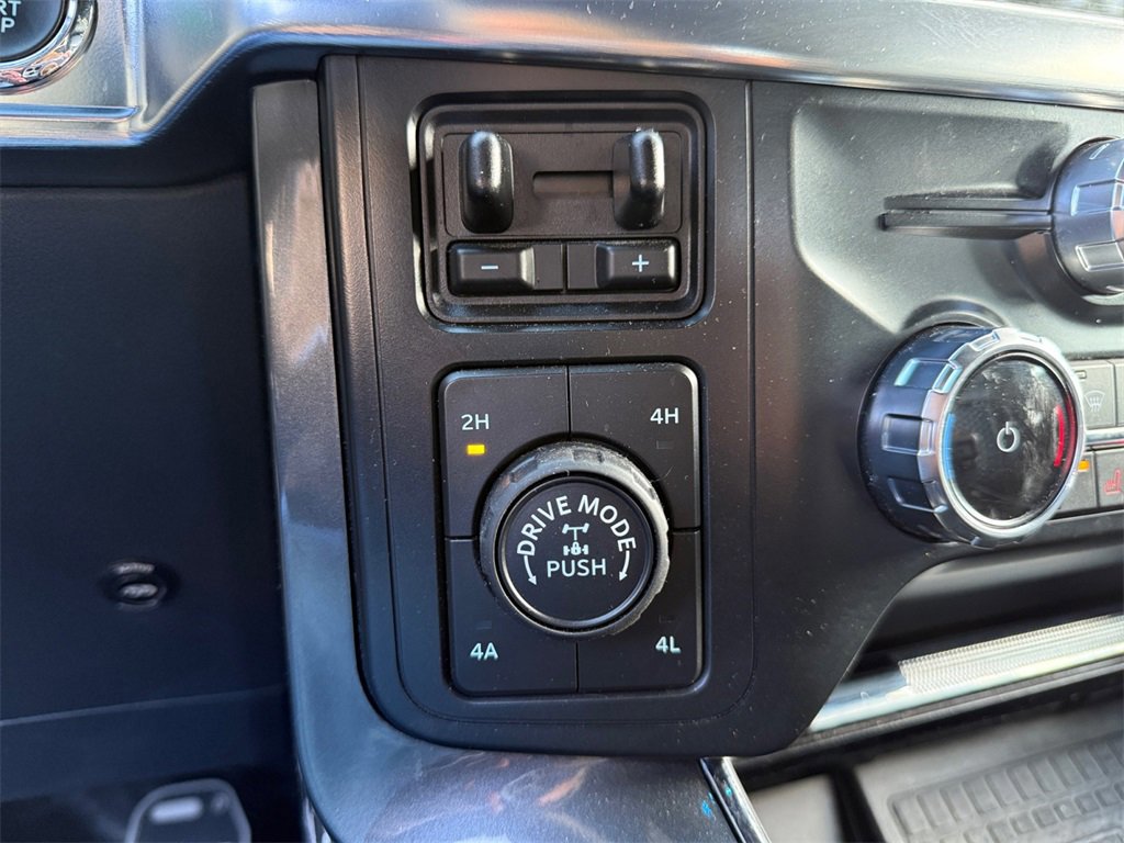 Certified 2022 Ford F150 Lariat w/ Equipment Group 502A High image 22