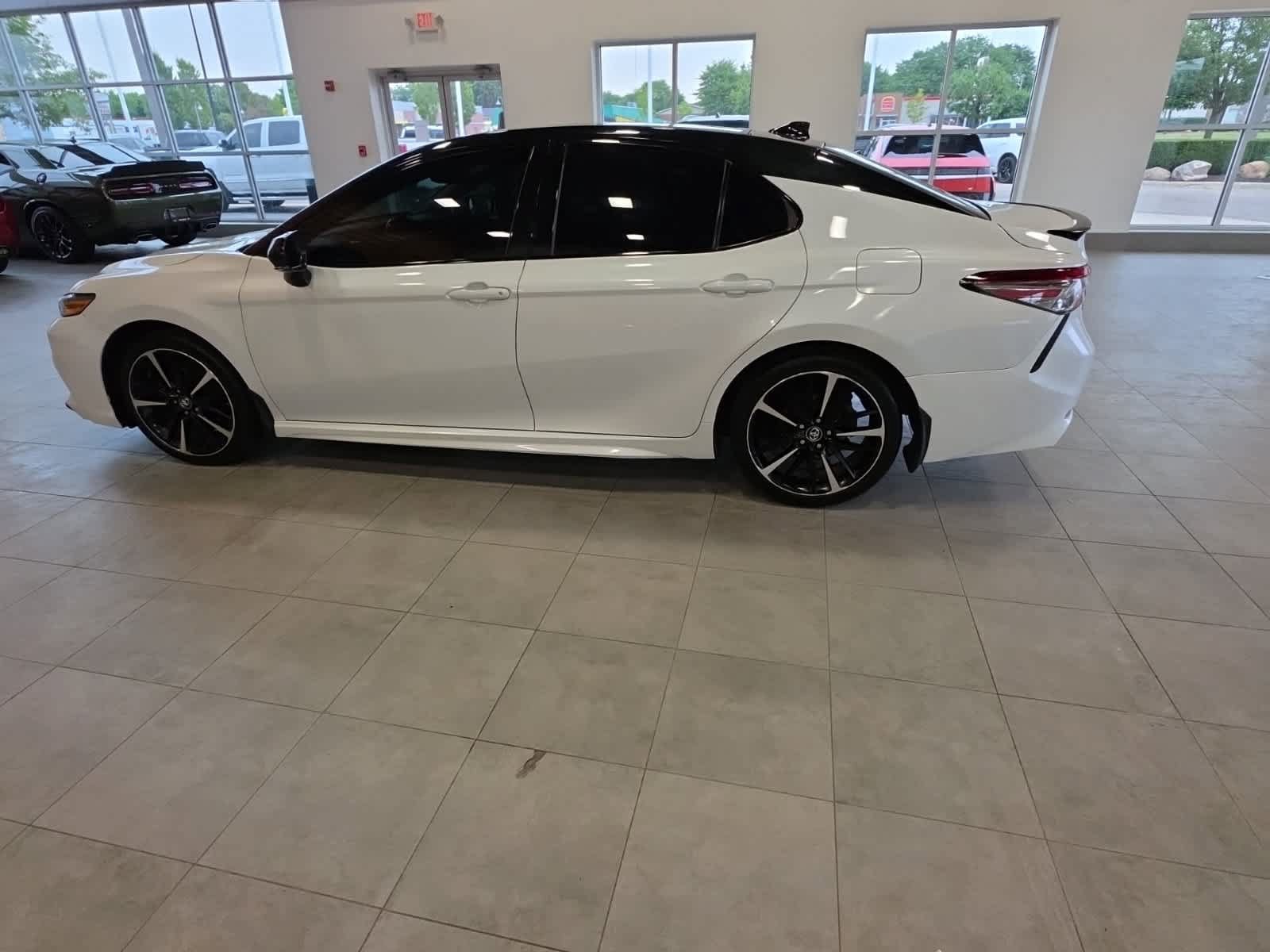 Used 2019 Toyota Camry XSE FWD image 12