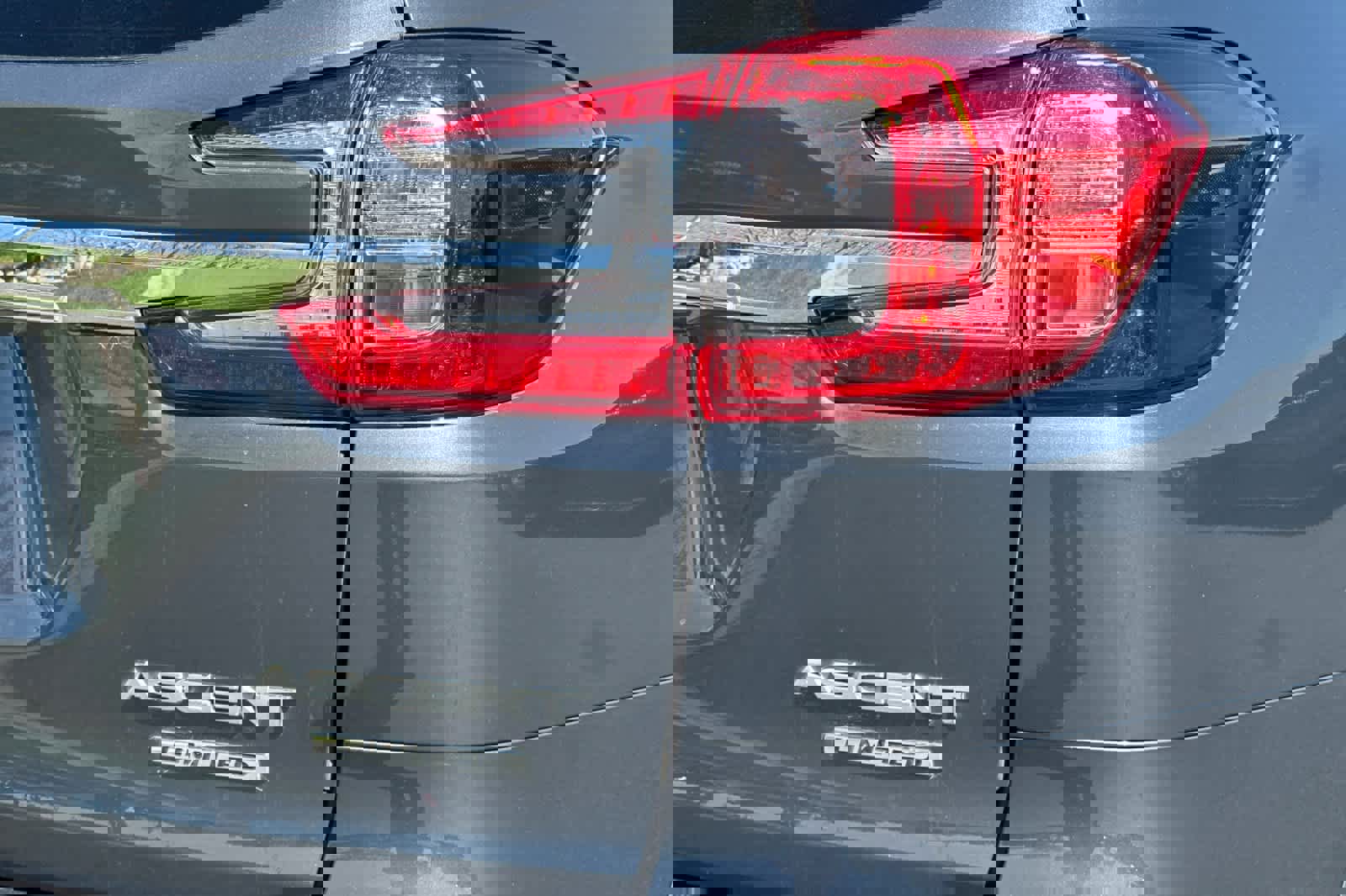 Used 2023 Subaru Ascent Limited w/ Technology Package image 29