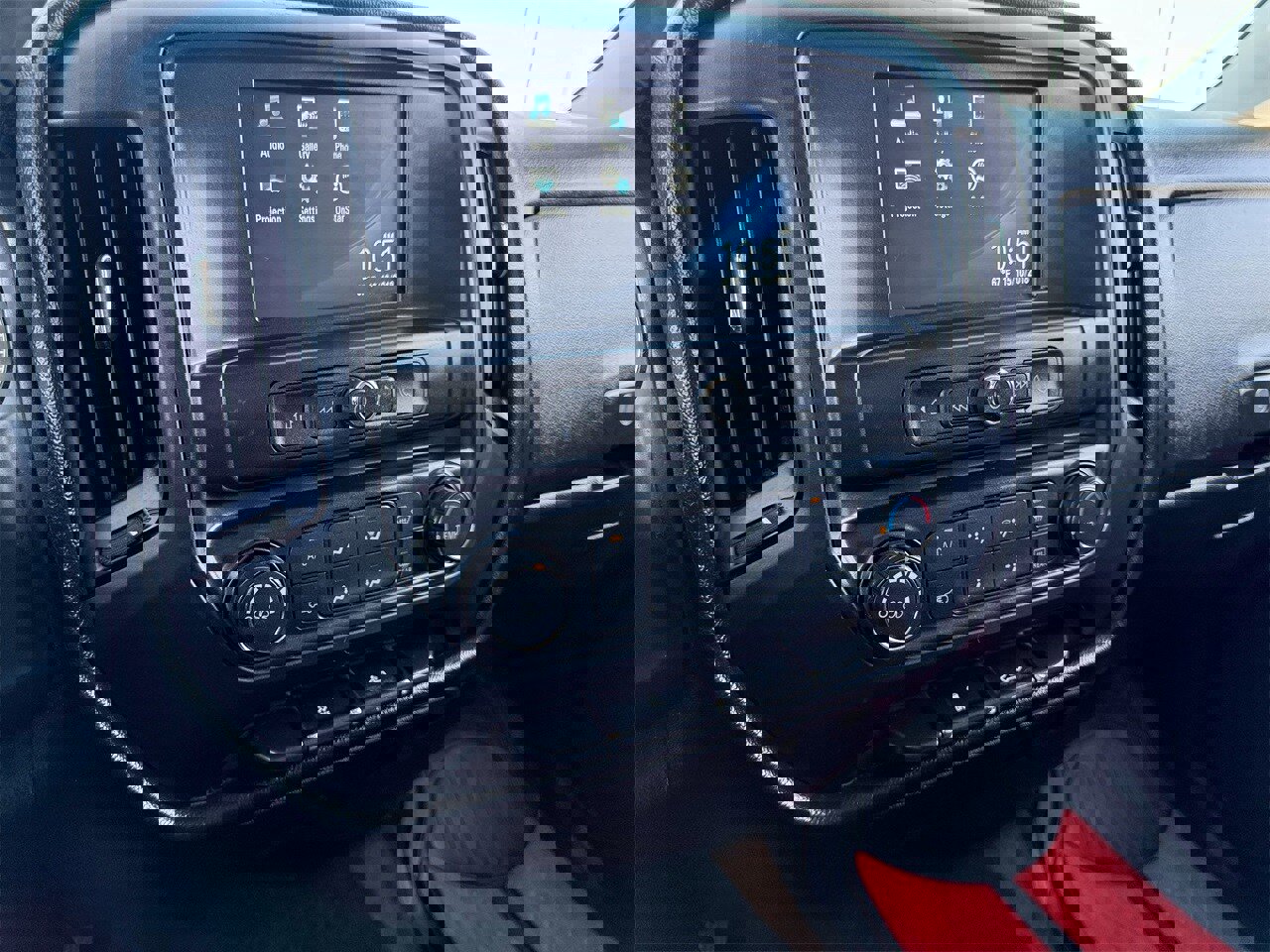 Used 2018 Chevrolet Silverado 1500 Custom w/ Texas Edition image 16