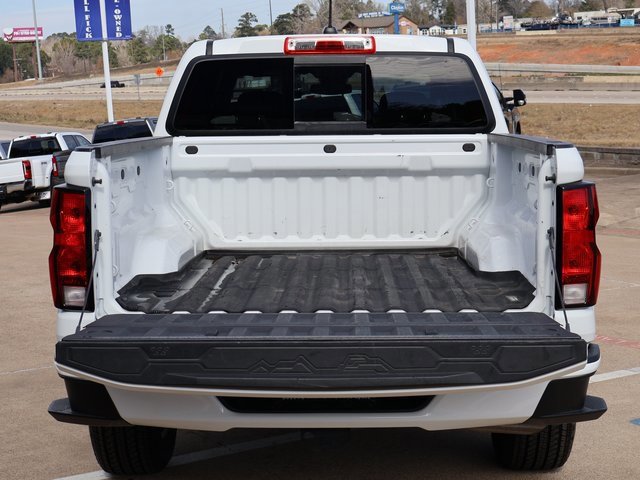 Used 2024 Chevrolet Colorado LT w/ LT Convenience Package image 9