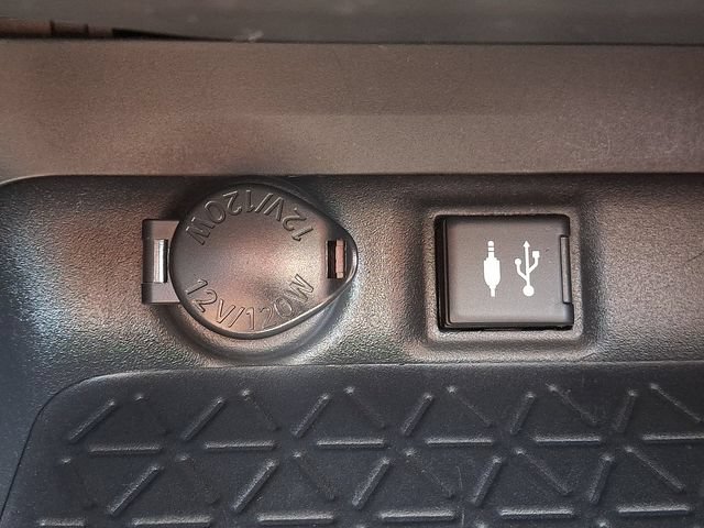 Used 2019 Toyota RAV4 XLE Premium w/ Cold Weather Package AWD/4WD image 24