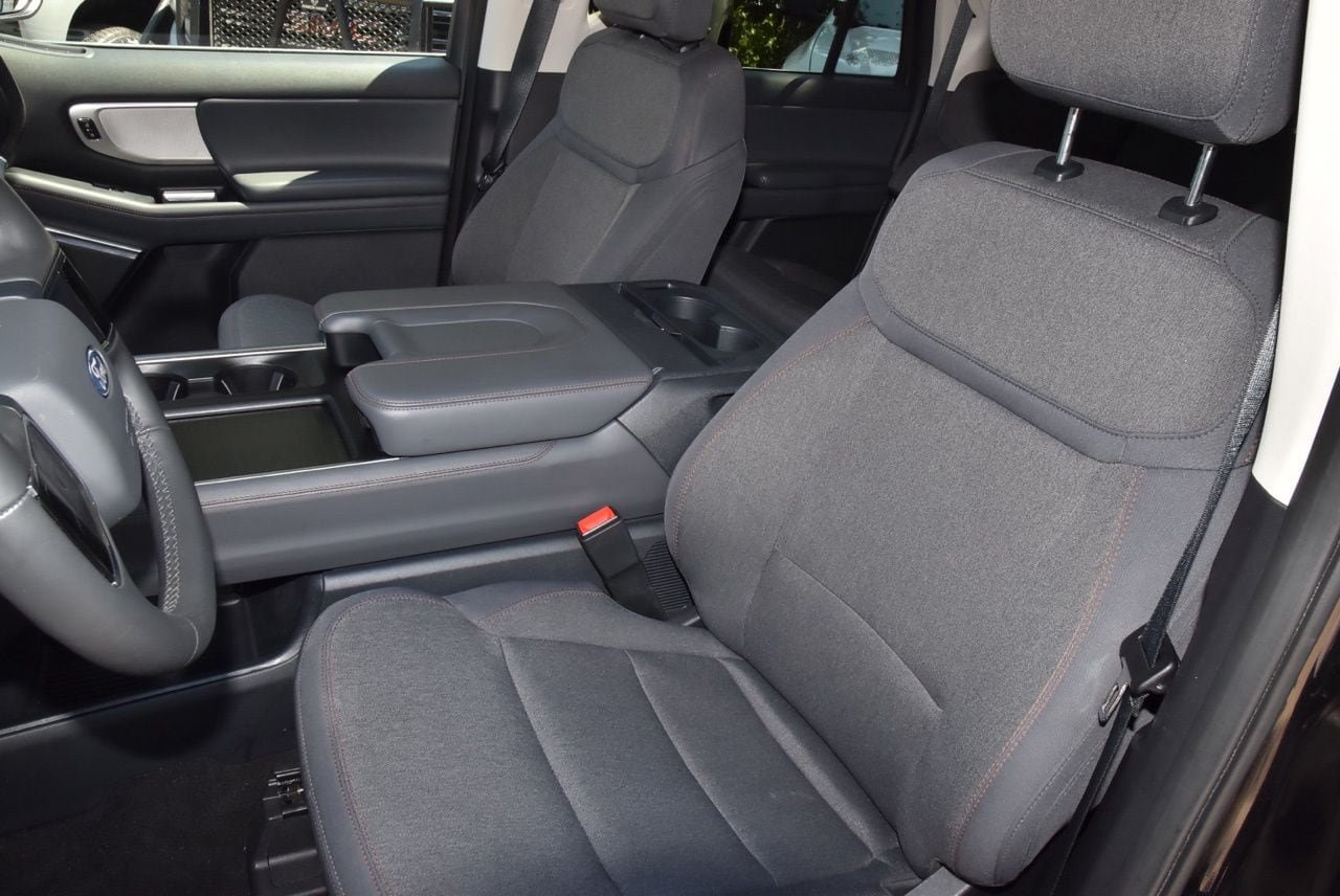 Certified 2025 Ford Expedition Max Active RWD image 32