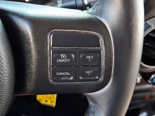 Used 2018 Jeep Wrangler Unlimited Sport w/ Connectivity Group AWD/4WD image 20