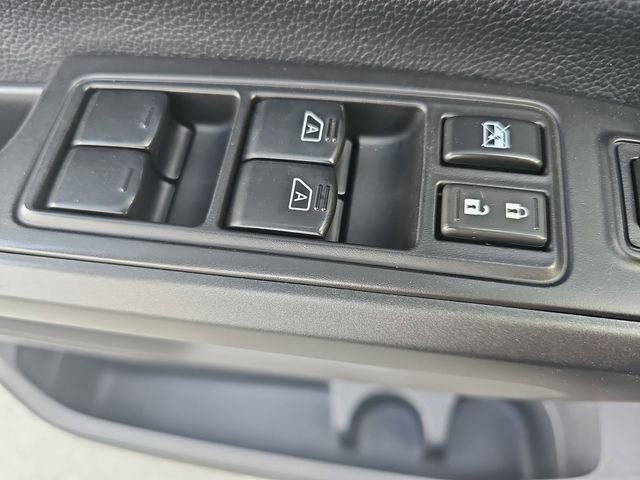 Used 2021 Nissan Titan PRO-4X w/ Pro-4x Convenience Package image 27