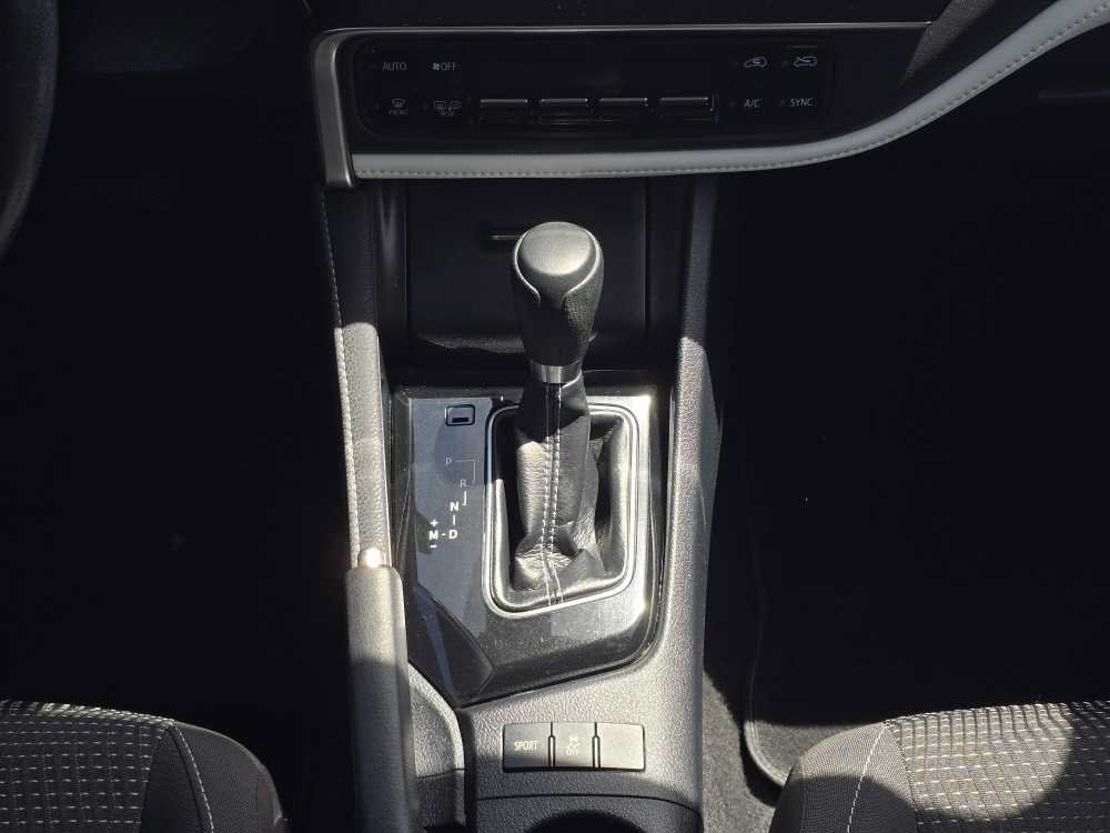 Used 2018 Toyota Corolla iM FWD image 13