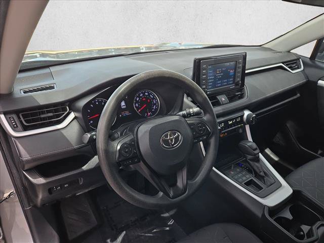 Used 2021 Toyota RAV4 XLE AWD/4WD image 10