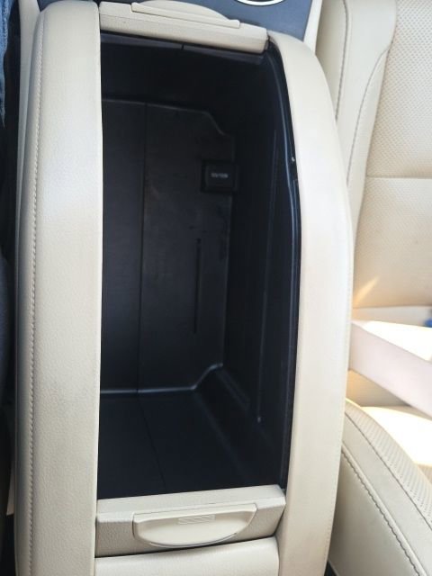 Used 2018 Toyota Highlander Limited FWD image 39