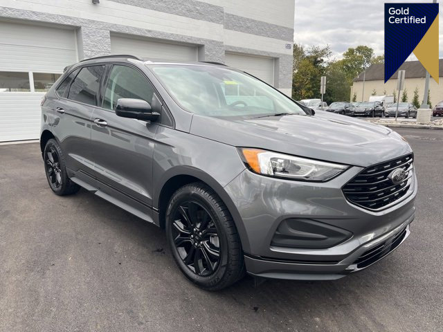 Certified 2022 Ford Edge SE w/ Black Appearance Package